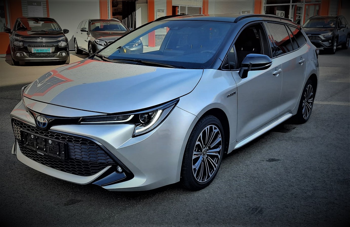 Toyota Corolla TS 1.8H Dynamic